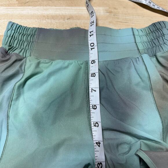 Lululemon Hotty Hot High-Rise Lined Short 4" Chroma Drift Green Size 4 NWT - Picture 11 of 12